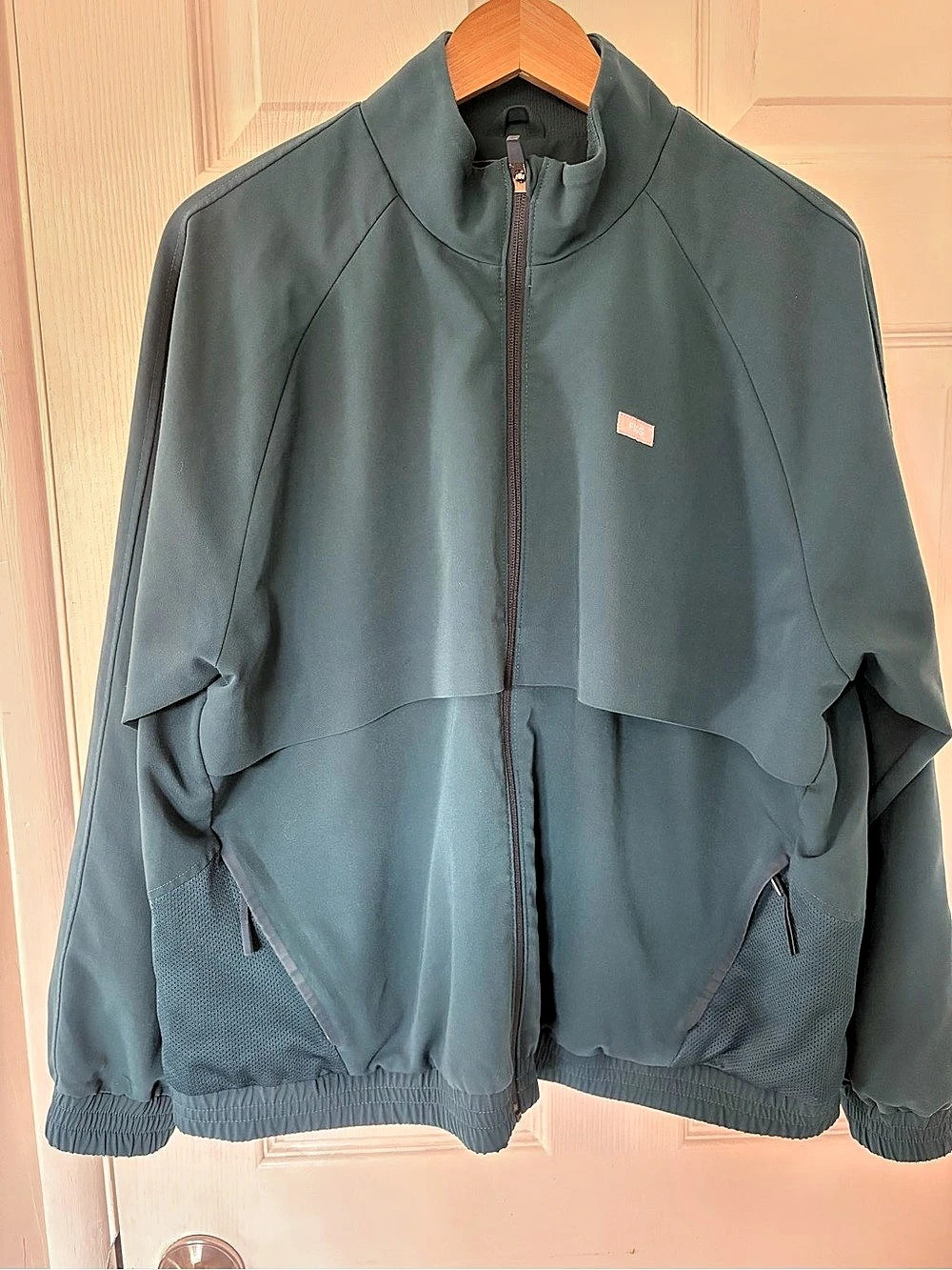 FIGS Technical Collection jacket Technical Jacket Green XL Like New Caribbean Bl